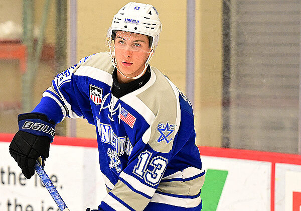 Photo Credit: Dan Hickling/Hickling Images