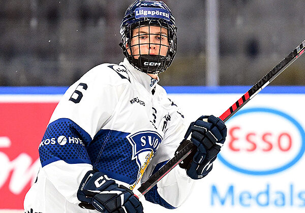 Photo credit: Dan Hickling/Hickling Images