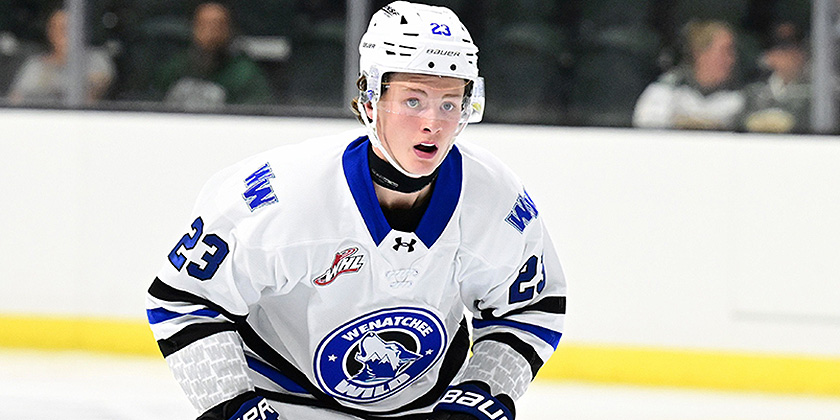 WHL:  Wenatchee (4) @ Penticton (2)