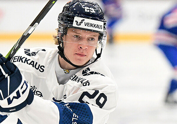 Photo credit: Dan Hickling/Hickling Images