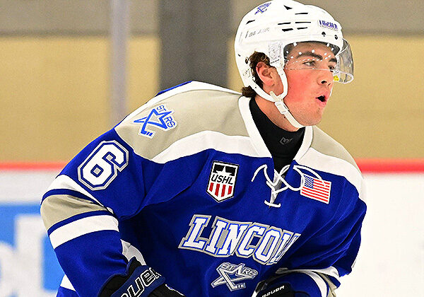 Photo credit: Dan Hickling/Hickling Images